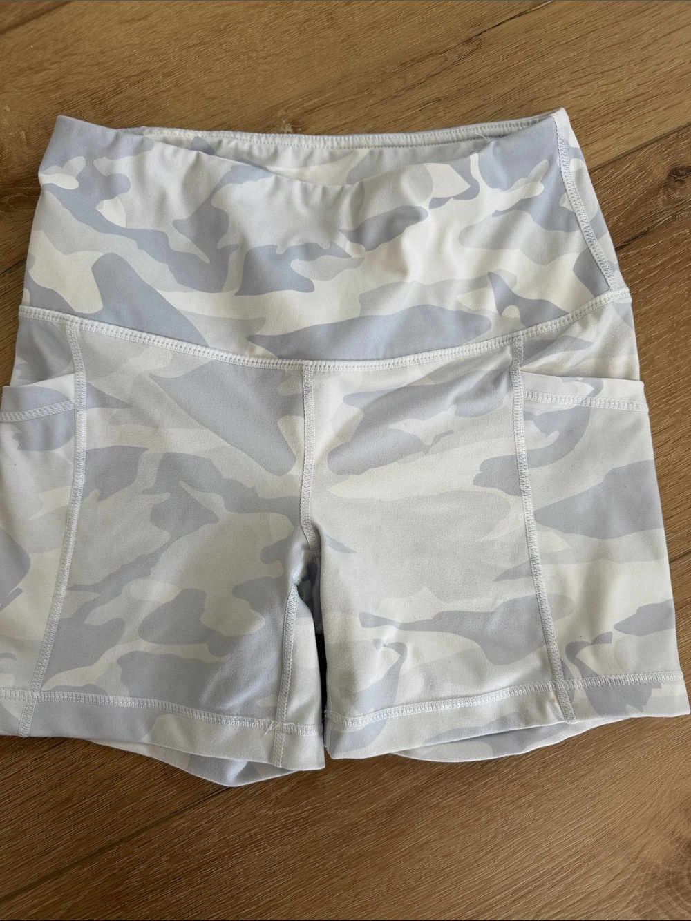 Yogalicious White & Light Gray Camo High-Waist Bike Shorts